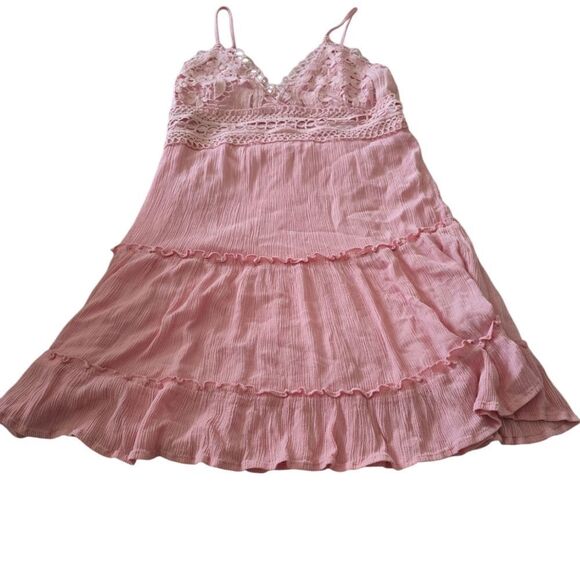 Iris Pink Lace Detail Dress Size Medium - Picture 2 of 3